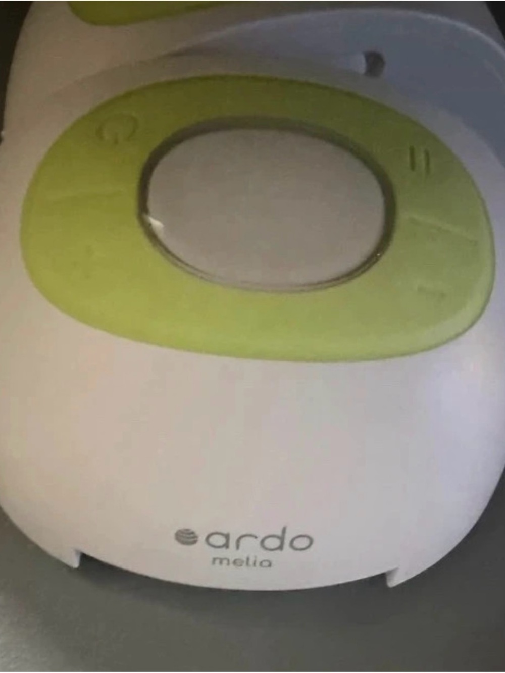 Ardo Melia Digital Voice Recorder – White with Light Green Accents